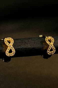 Brinco Argolinha Infinito Com Micro Zircônia Banhado em Ouro 18k