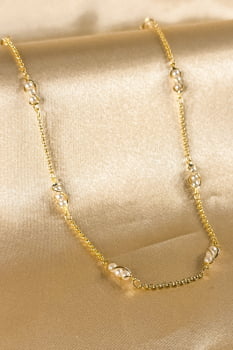 Colar com Corrente de Mini Pérolas Banhado em Ouro 18k