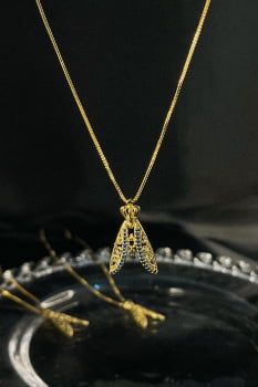 Colar Nossa Senhora Com Zircônias Azuis Banhado em Ouro 18k