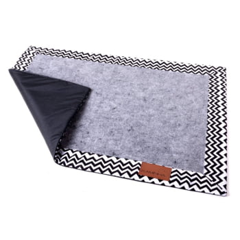 Tapete Higiênico Lavável Premium Ecológico para Pet - Tamanho P 67 x 47cm - Base Impermeável