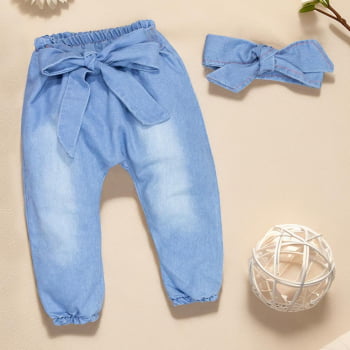 Calça E Faixinha Em Jeans Lavagem Clara Para Bebê Menina