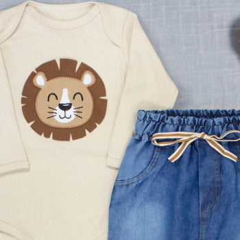 Conjunto Bebê Rei Das Selvas: Body Bege Suave E Calça Jeans