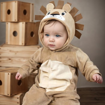 Macacão Para Bebê Em Plush Com Capuz Bordado De Leão Bege