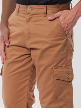 Calça Masculina Cargo em Sarja Caqui
