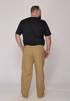 Calça masculina em sarja  Plus Size Caqui