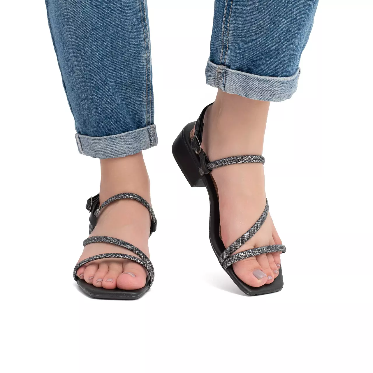 Sandália Feminina Saltinho Baixo com Fivela e Tira com Brilho - A 013 Preto